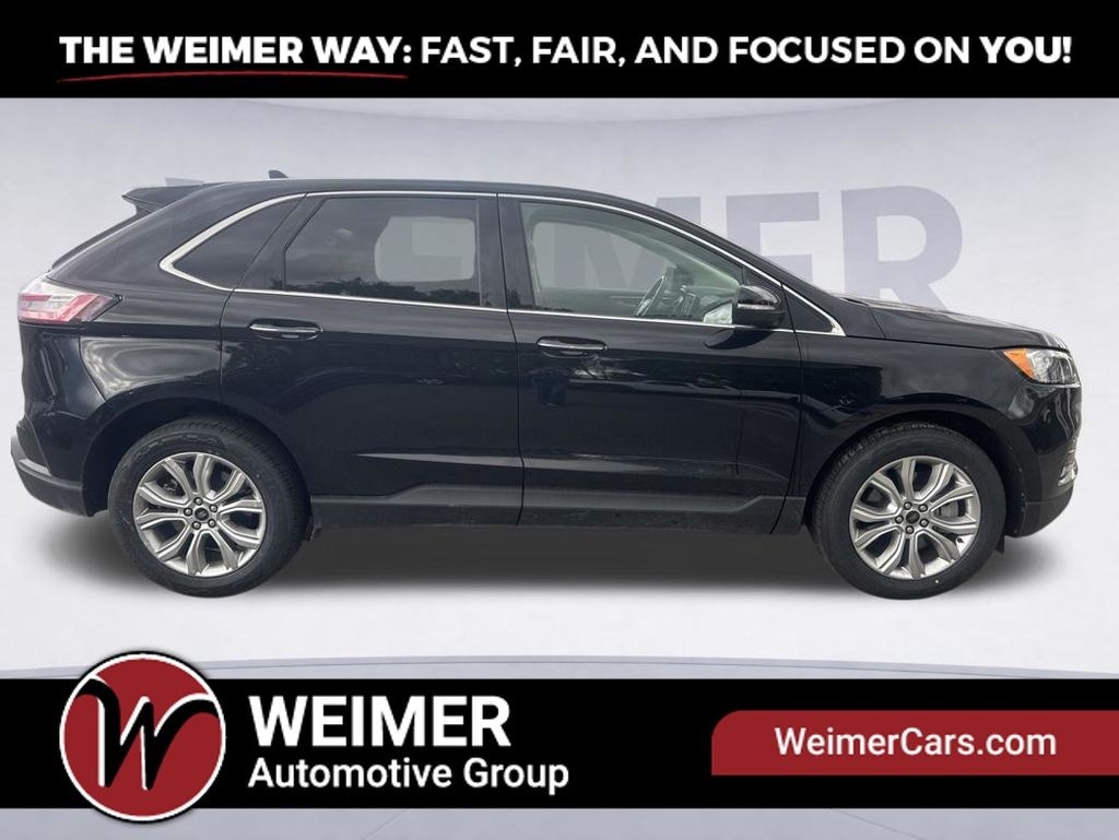 Pre-Owned 2024 Ford Edge Titanium - photo - 5