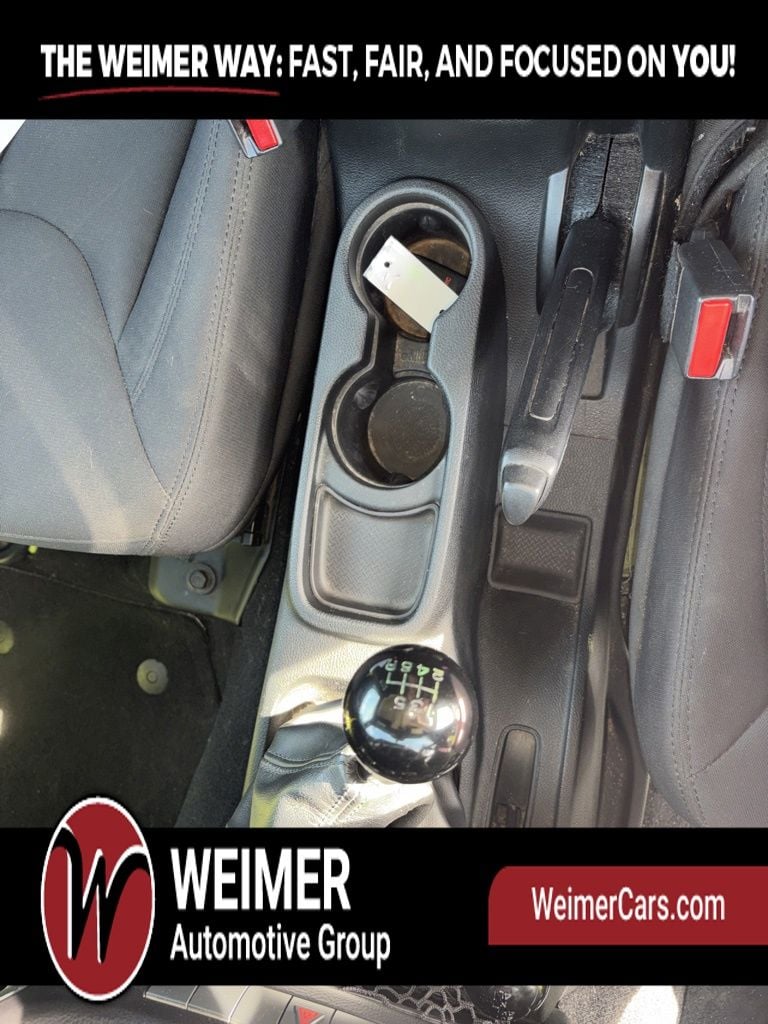 Pre-Owned 2017 Jeep Wrangler Unlimited Sport - photo - 28