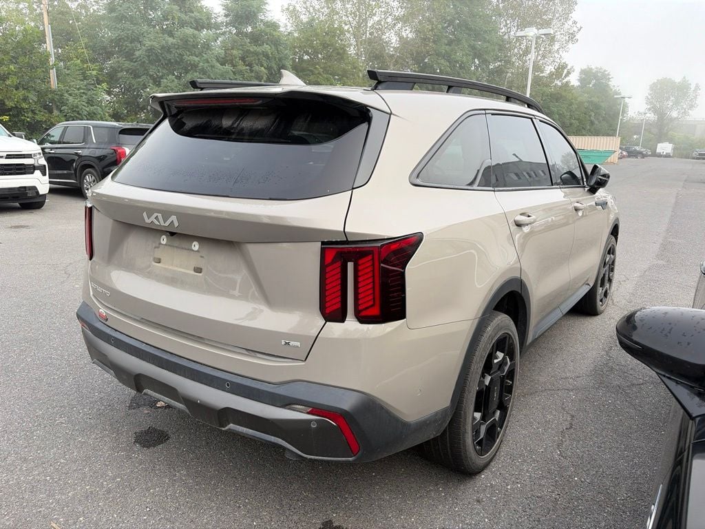Pre-Owned 2024 Kia Sorento X-Line SX - photo - 6