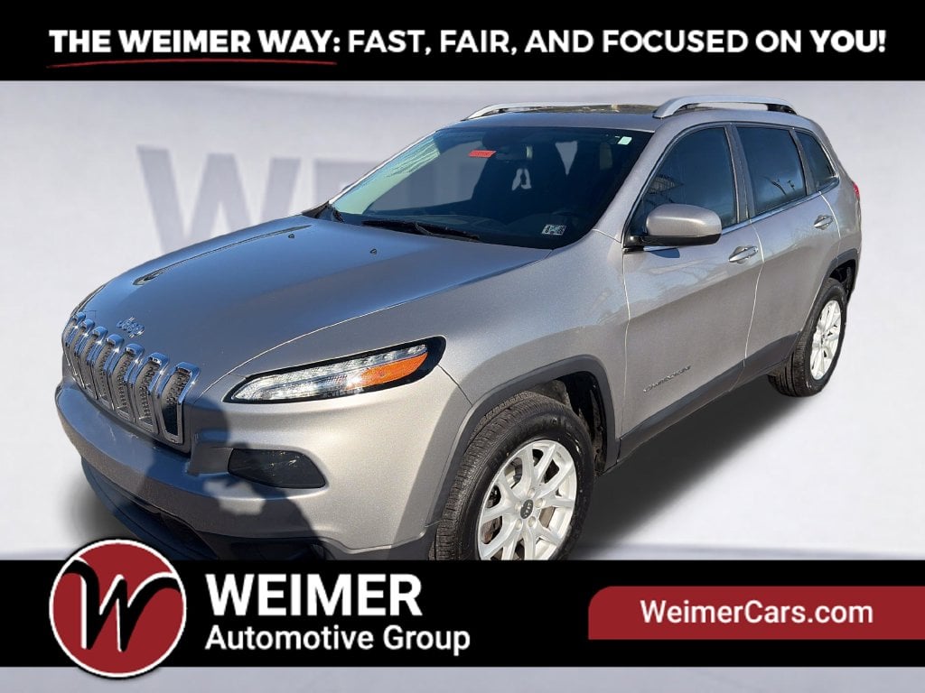 Pre-Owned 2018 Jeep Cherokee Latitude Plus - photo - 2