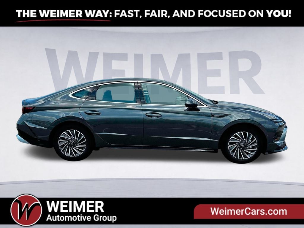 Pre-Owned 2025 Hyundai Sonata Hybrid Limited - photo - 9