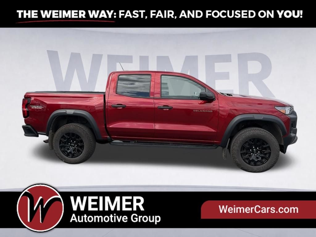 Pre-Owned 2023 Chevrolet Colorado Trail Boss - photo - 3