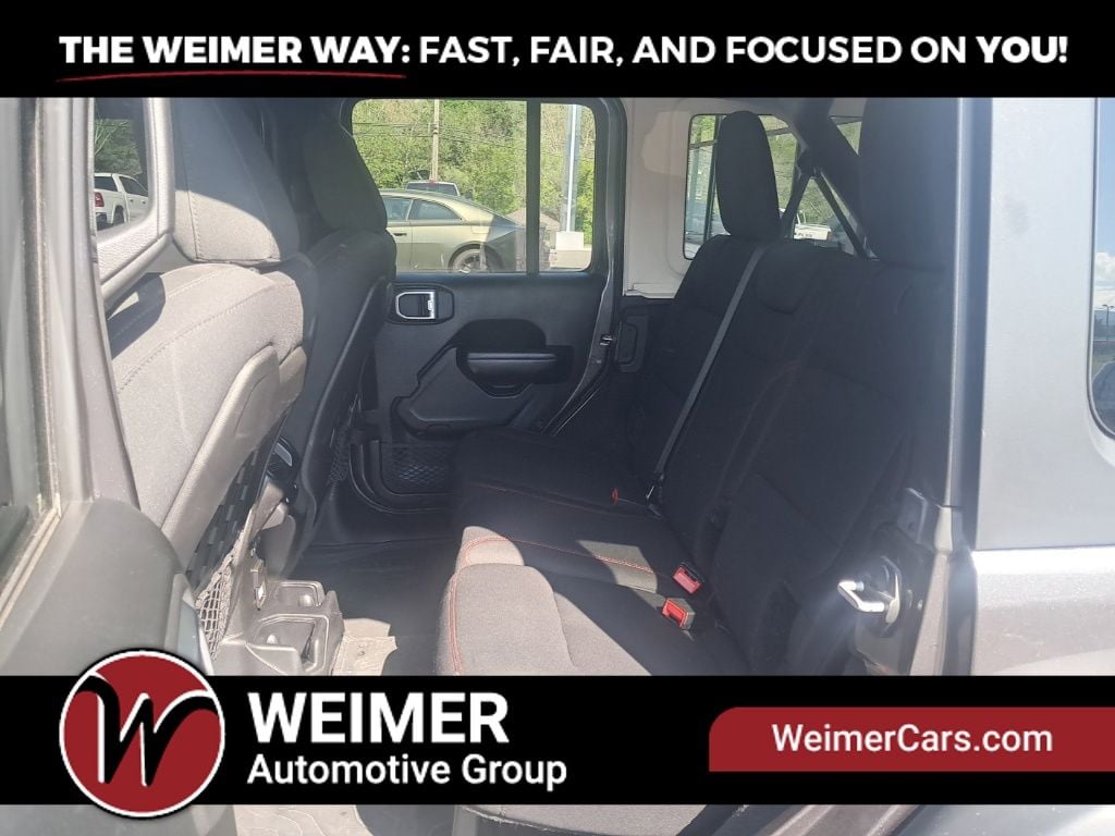 Pre-Owned 2018 Jeep Wrangler Unlimited Rubicon - photo - 14