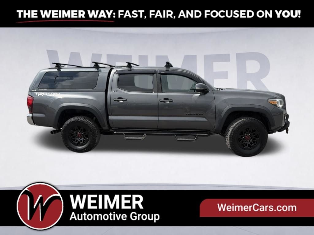 Pre-Owned 2019 Toyota Tacoma TRD Off-Road - photo - 3