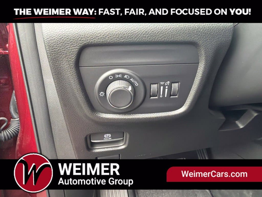 Pre-Owned 2025 Jeep Grand Cherokee L Laredo - photo - 26