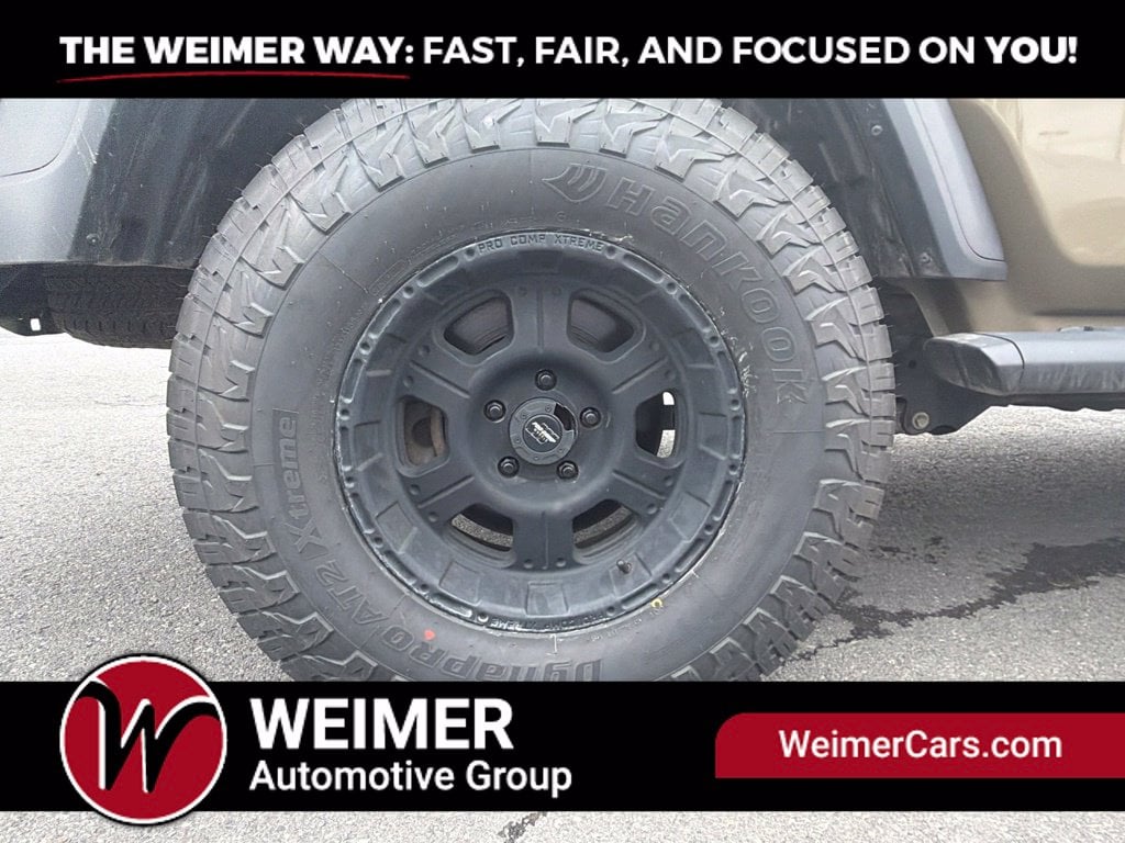 Pre-Owned 2020 Jeep Gladiator Sport - photo - 27