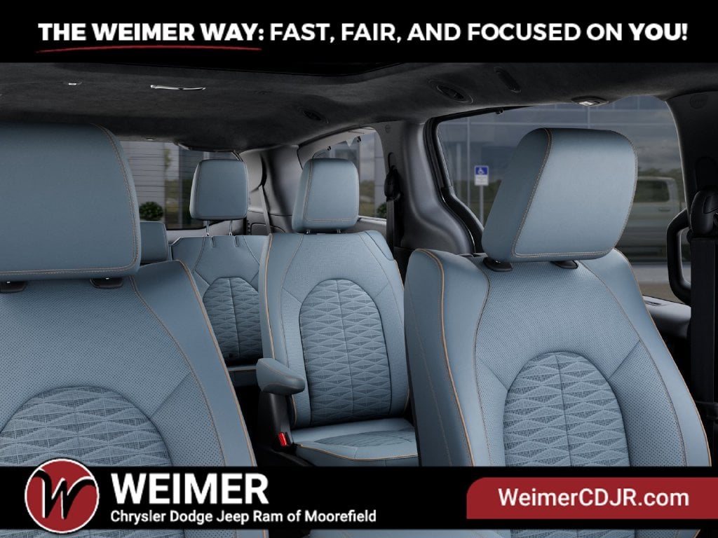 New 2027 Chrysler Pacifica Pinnacle - photo - 25