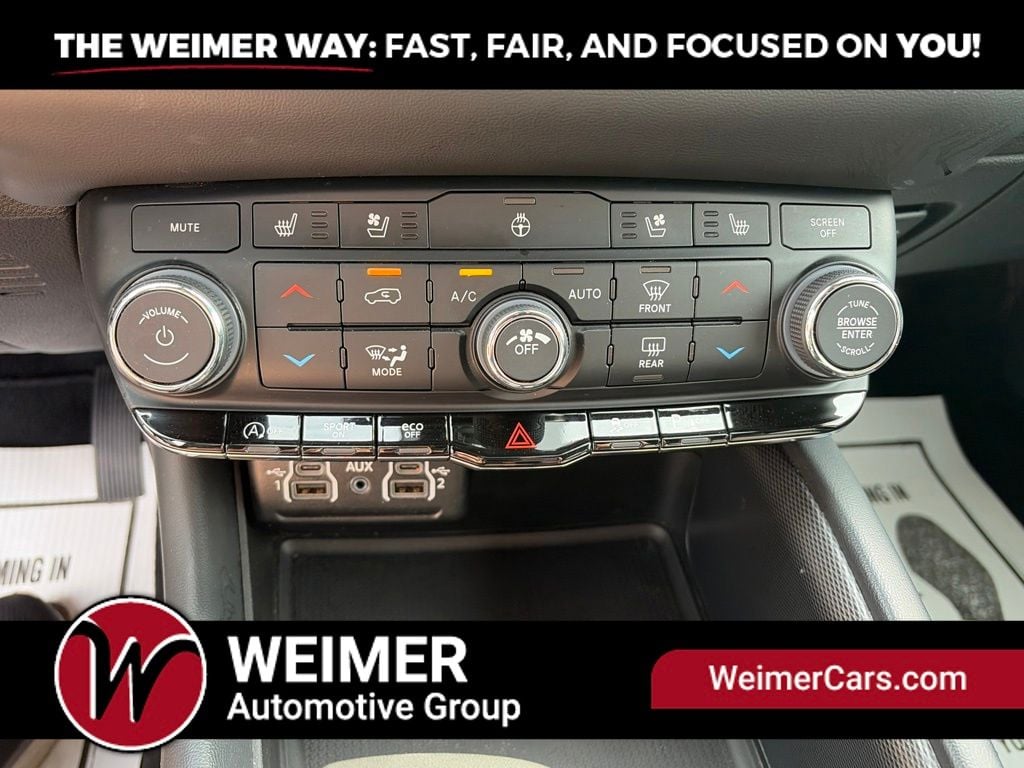 Pre-Owned 2024 Dodge Durango GT Plus - photo - 32