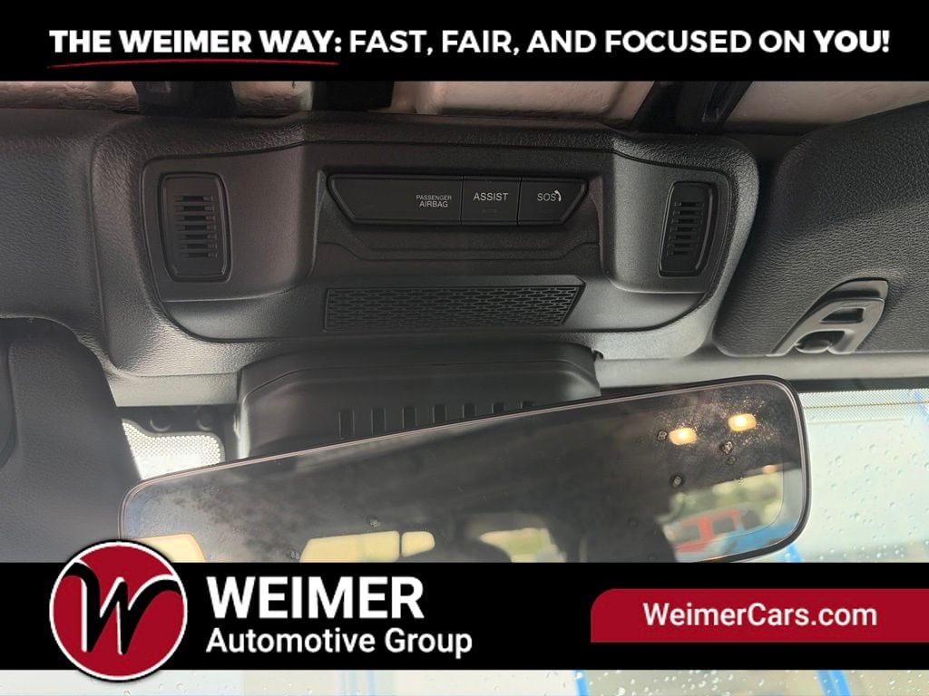 Pre-Owned 2024 Jeep Wrangler Sahara - photo - 21
