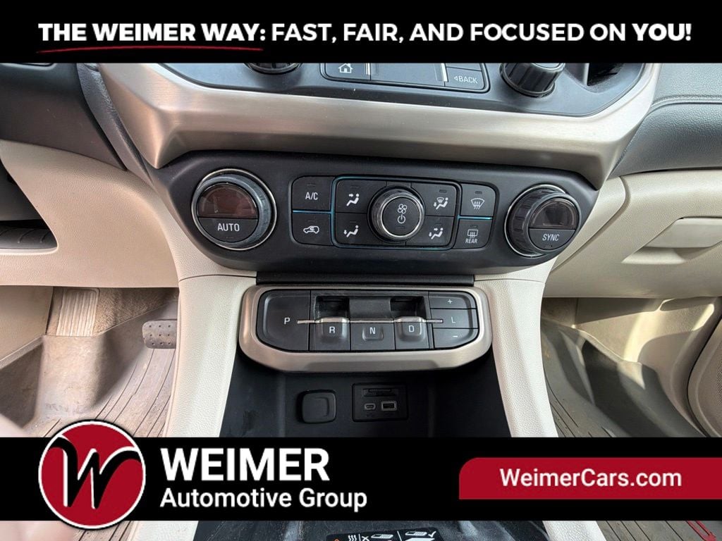 Pre-Owned 2023 GMC Acadia Denali - photo - 18
