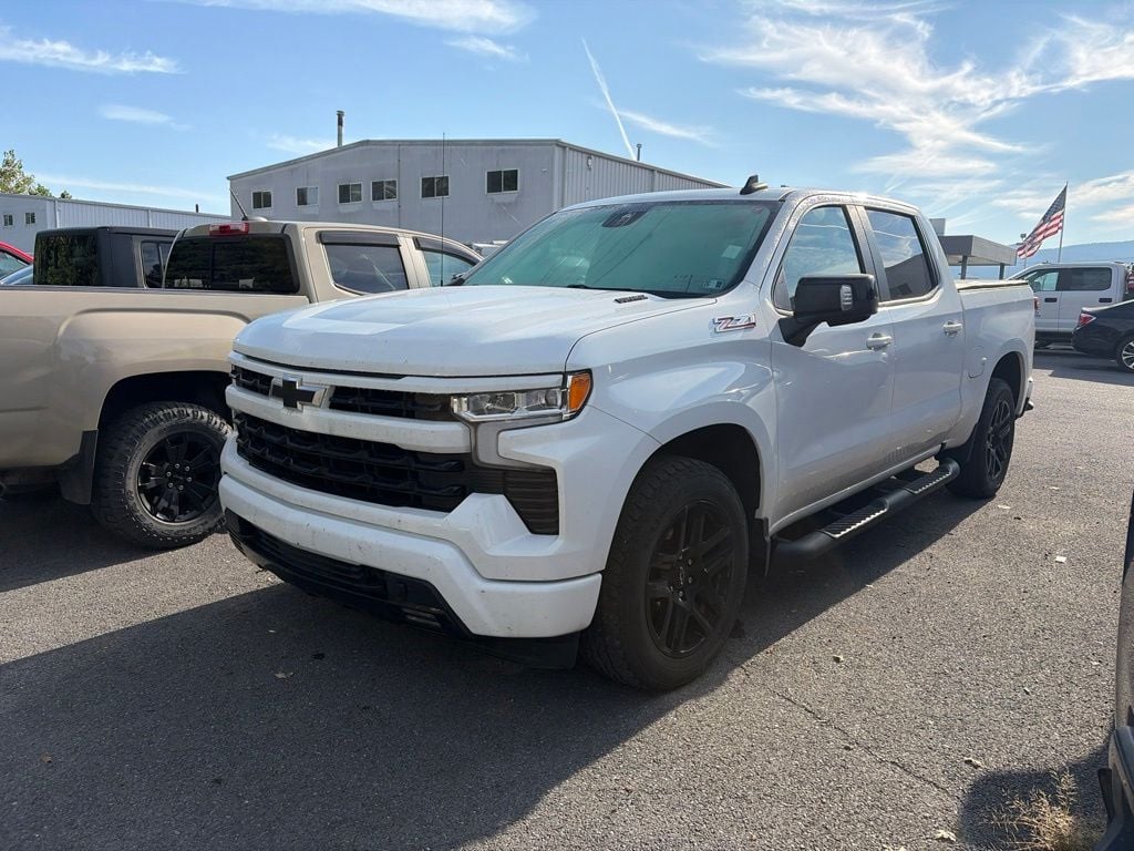 Pre-Owned 2022 Chevrolet Silverado 1500 RST - photo - 0