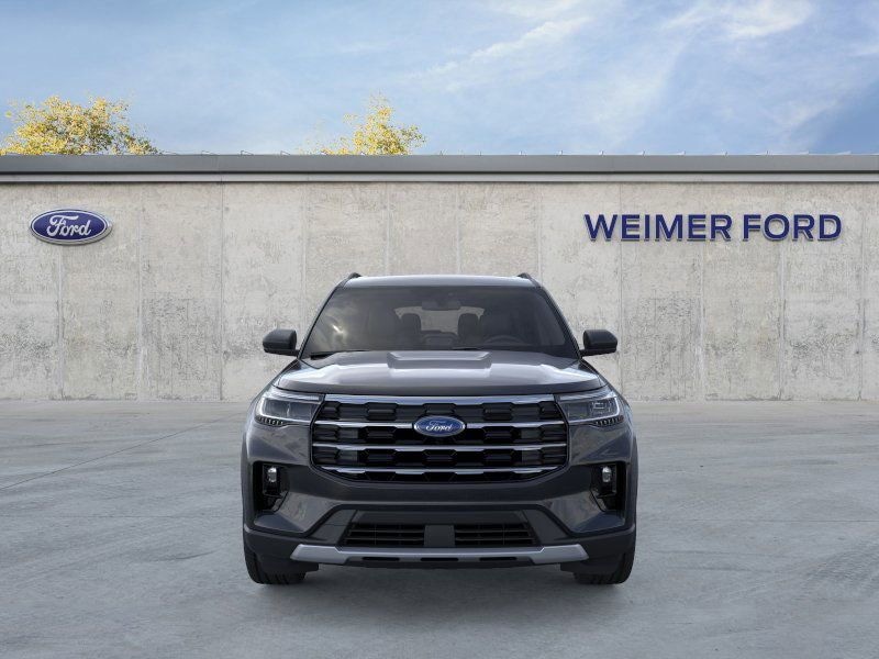 New 2025 Ford Explorer Active - photo - 5