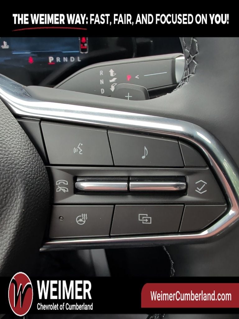 New 2027 Chevrolet Equinox LT - photo - 25