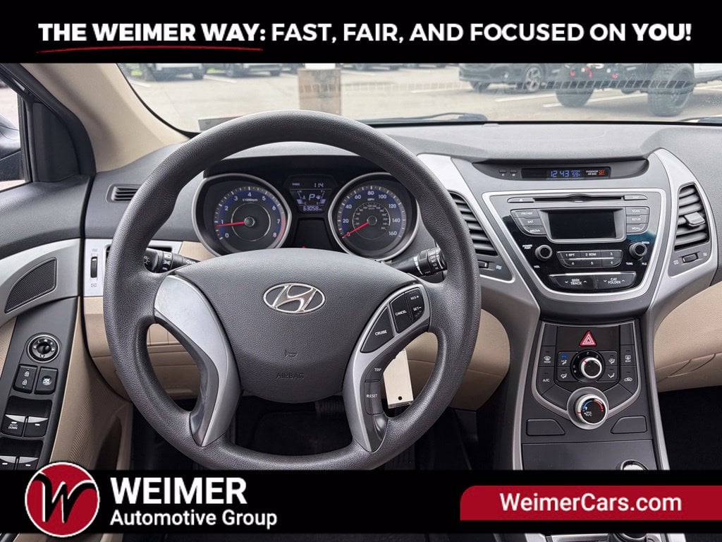 Pre-Owned 2016 Hyundai Elantra SE - photo - 15