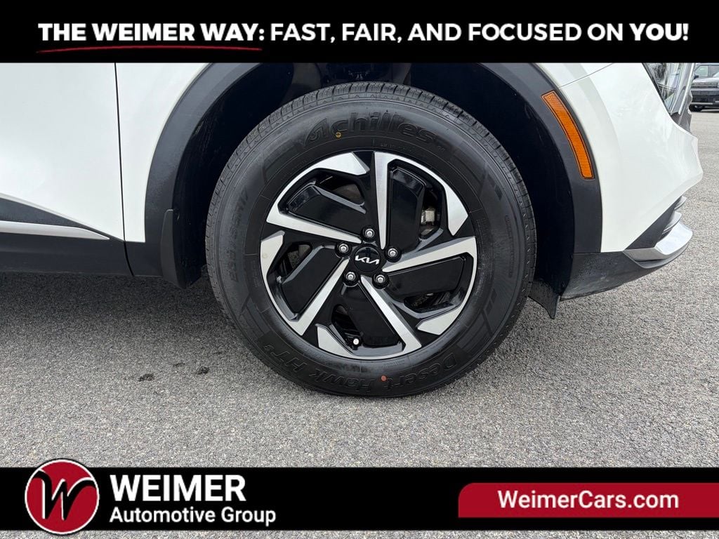 Pre-Owned 2024 Kia Sportage Hybrid LX - photo - 11