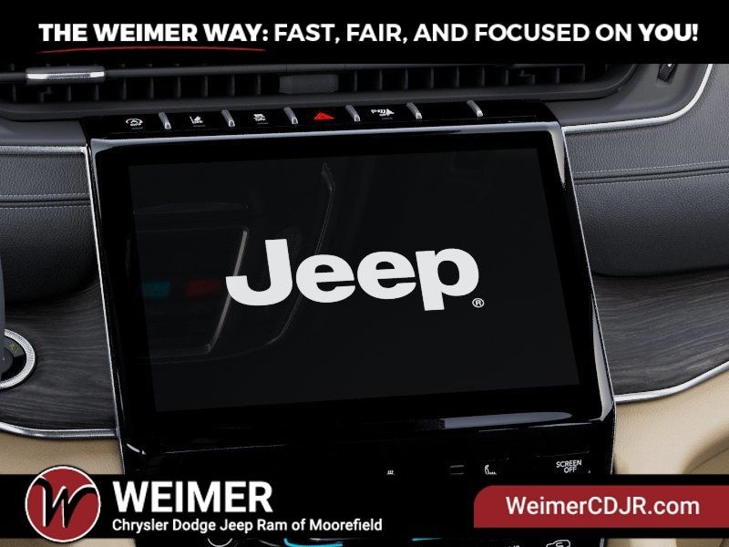 New 2025 Jeep Grand Cherokee L Limited - photo - 17
