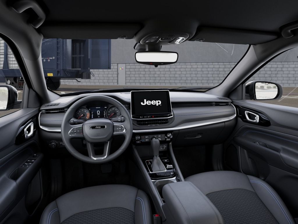New 2026 Jeep Compass Latitude - photo - 13