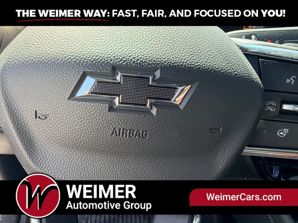 Pre-Owned 2026 Chevrolet Traverse LT - photo - 33