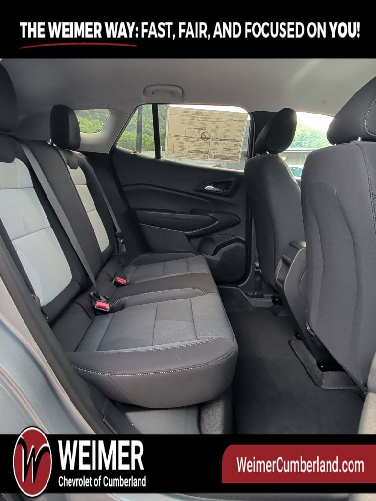 New 2026 Chevrolet Trax LS - photo - 12