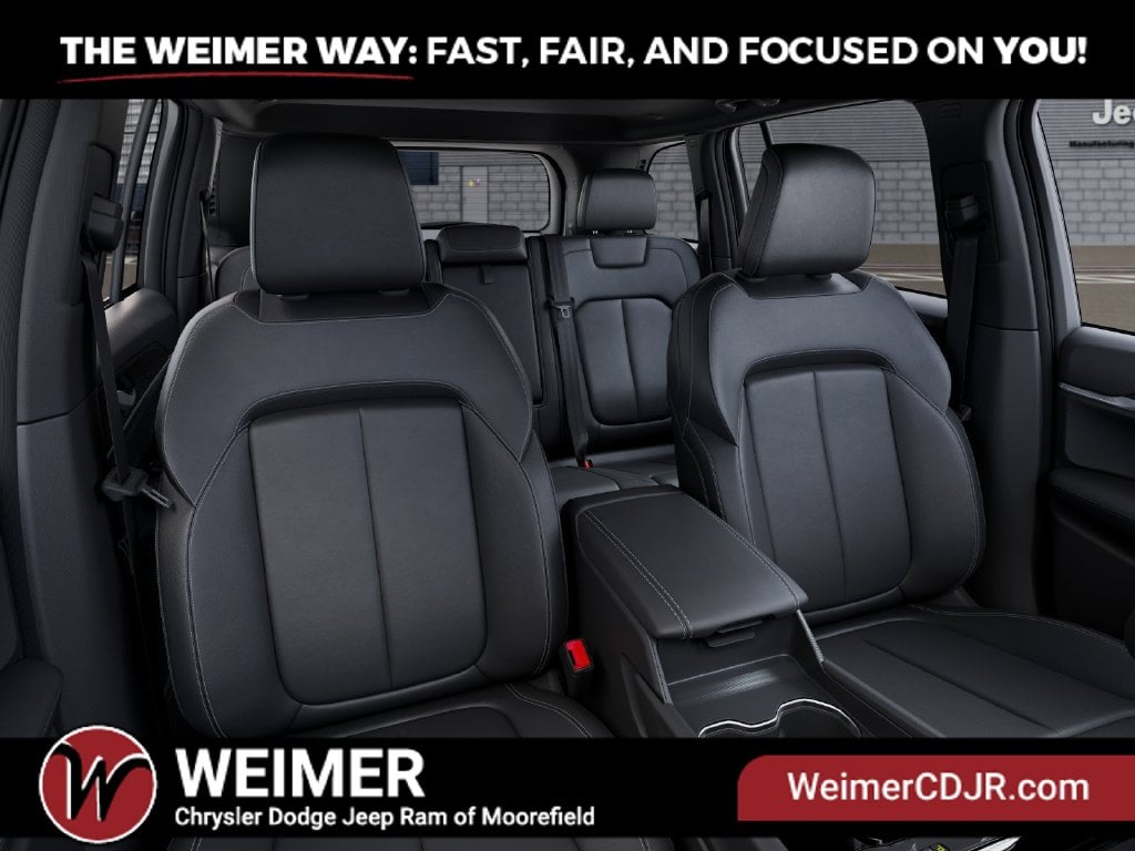 New 2025 Jeep Grand Cherokee Limited - photo - 15