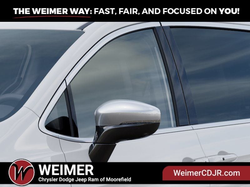 New 2027 Chrysler Pacifica Pinnacle - photo - 11
