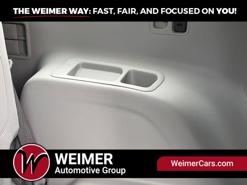 Pre-Owned 2023 GMC Acadia SLE - photo - 16