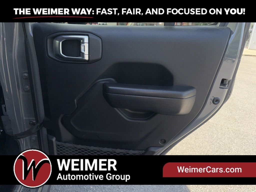 Pre-Owned 2021 Jeep Wrangler Unlimited Rubicon - photo - 19