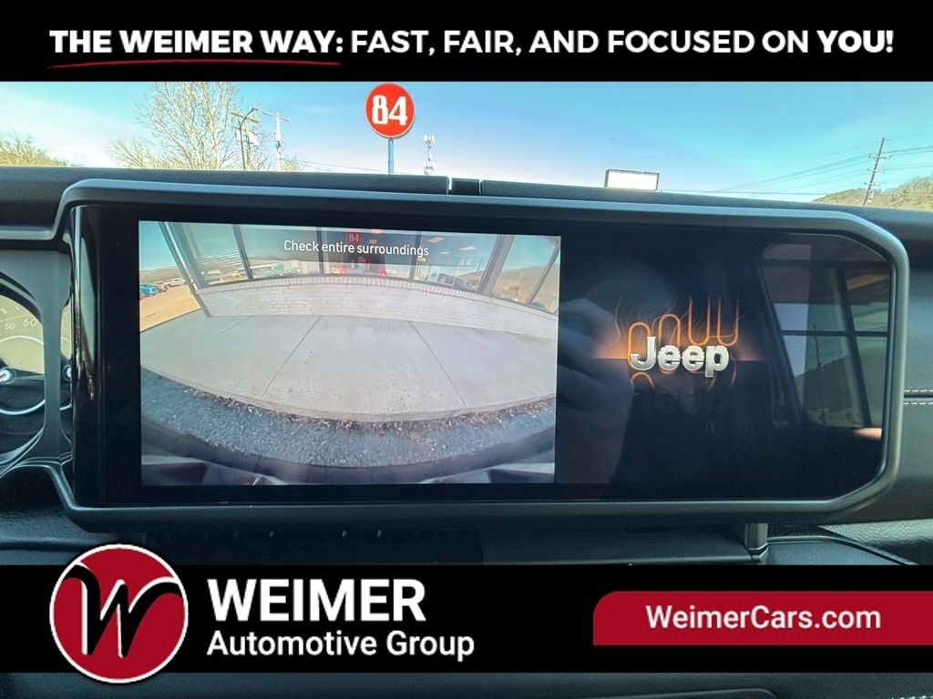 Pre-Owned 2024 Jeep Wrangler Sahara - photo - 18