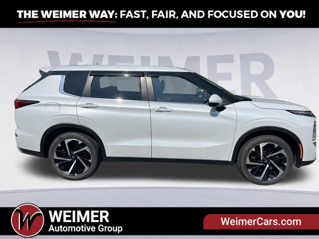 Pre-Owned 2024 Mitsubishi Outlander - photo - 5