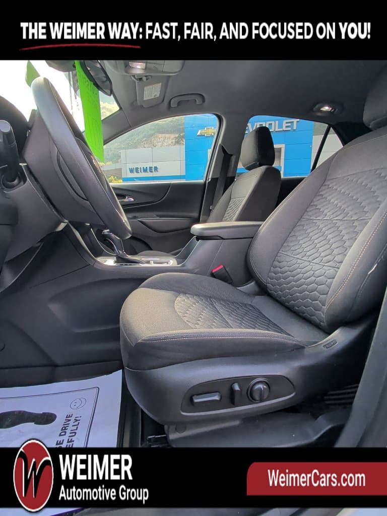 Pre-Owned 2018 Chevrolet Equinox LT - photo - 12
