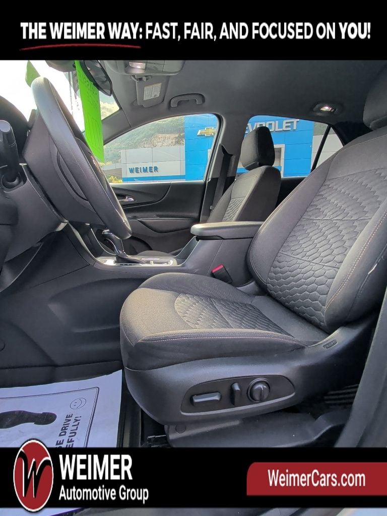 Pre-Owned 2018 Chevrolet Equinox LT - photo - 12