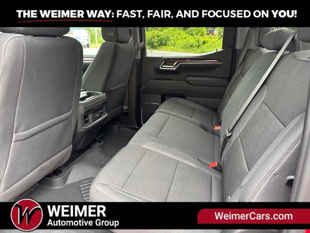 Pre-Owned 2024 Chevrolet Silverado 1500 LT Trail Boss - photo - 19