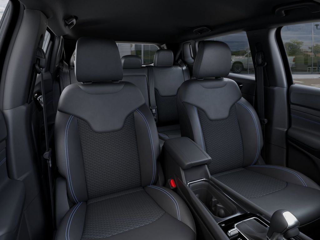New 2026 Jeep Compass Latitude - photo - 15
