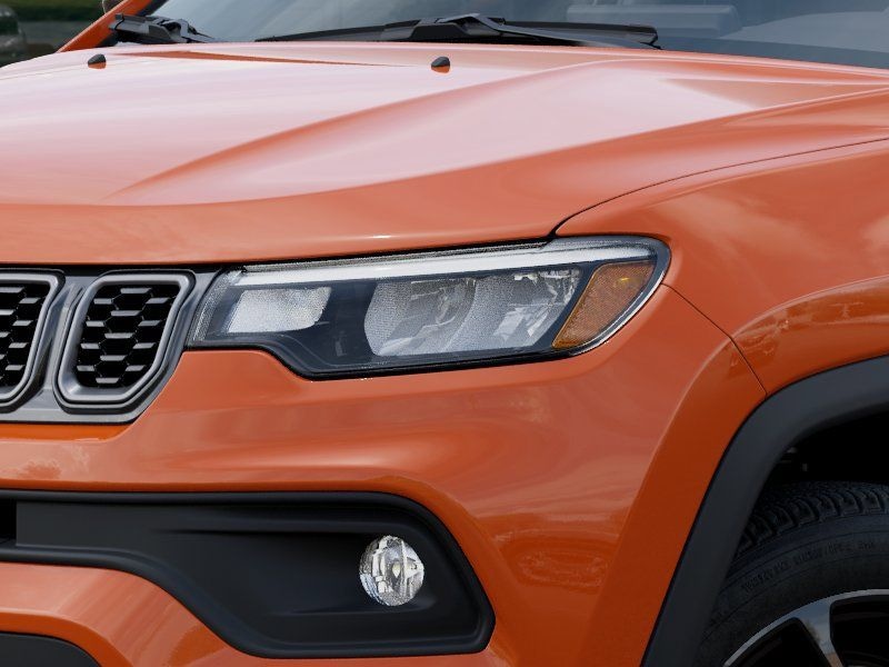 New 2026 Jeep Compass Latitude - photo - 9