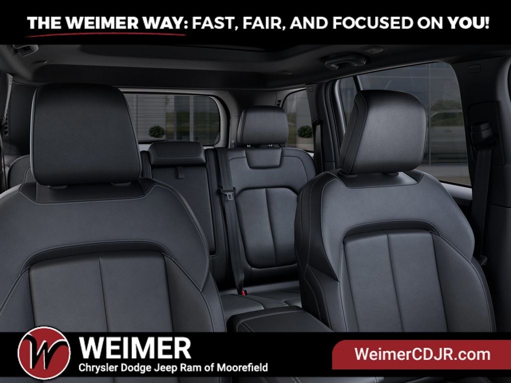 New 2025 Jeep Grand Cherokee Limited - photo - 25