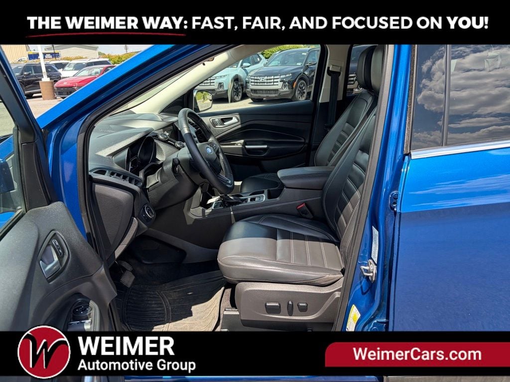 Pre-Owned 2019 Ford Escape Titanium - photo - 20