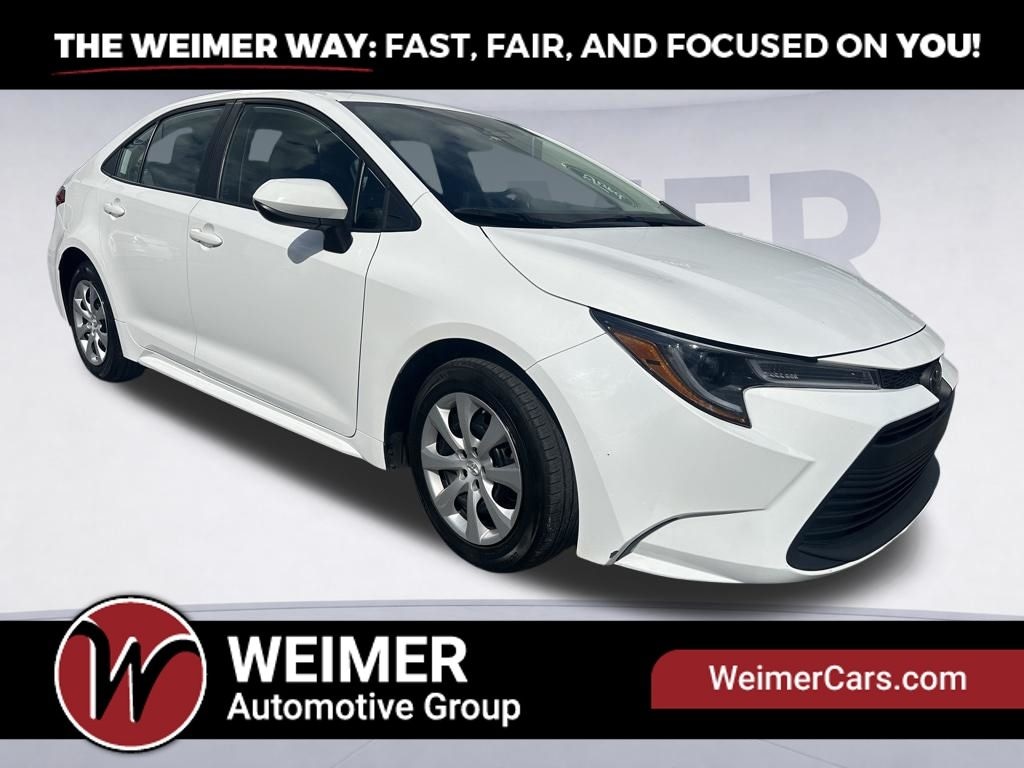 Pre-Owned 2023 Toyota Corolla LE - photo - 6