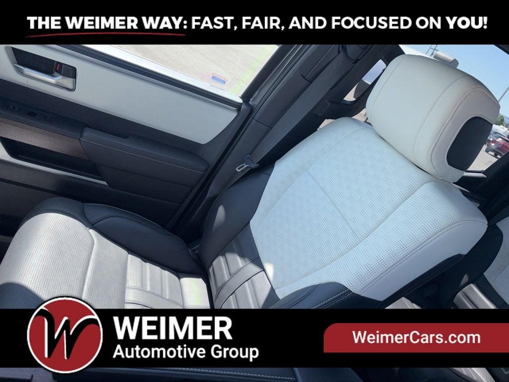 Pre-Owned 2025 Toyota Tundra Hybrid Capstone - photo - 28