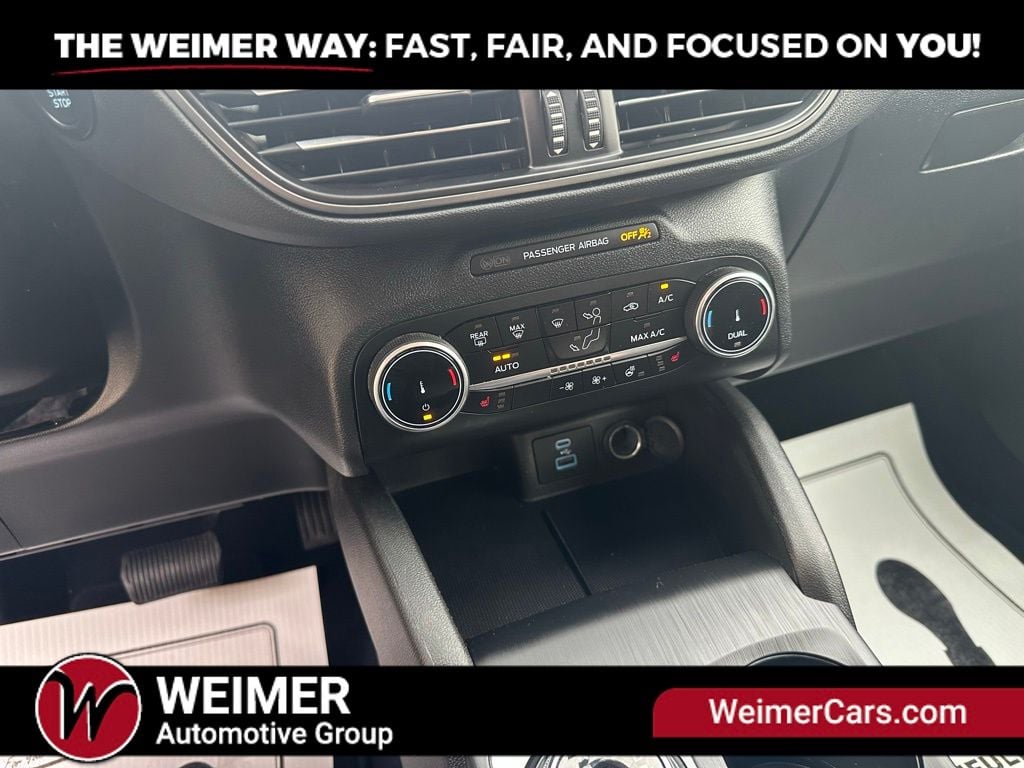 Pre-Owned 2023 Ford Escape Active - photo - 17