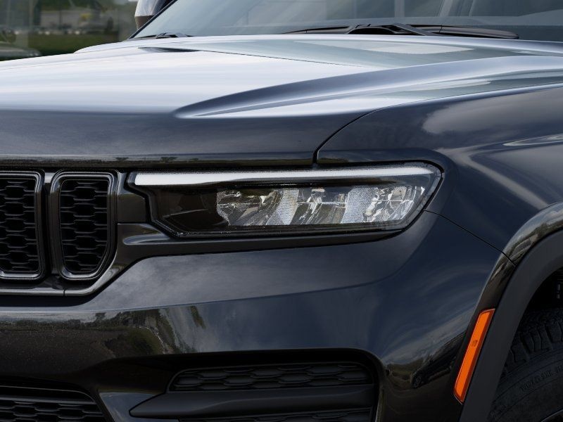 New 2025 Jeep Grand Cherokee - photo - 9