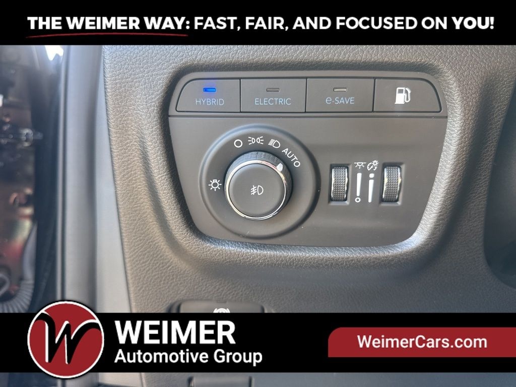 Pre-Owned 2024 Jeep Grand Cherokee 4xe - photo - 11