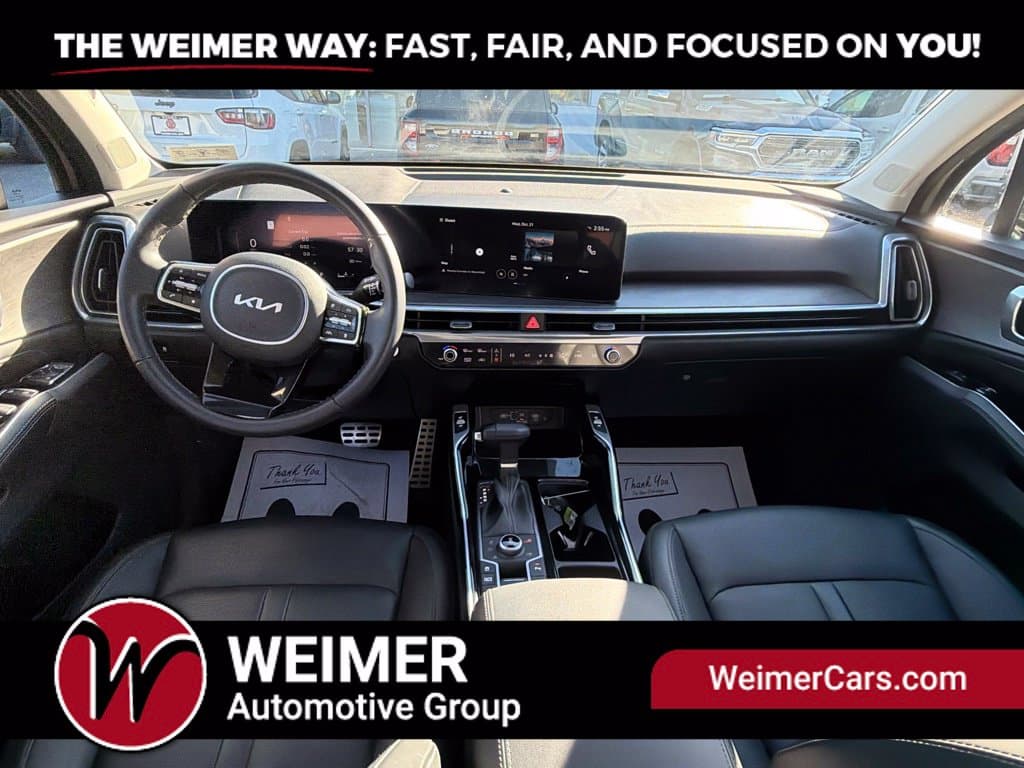 Pre-Owned 2024 Kia Sorento X-Line SX - photo - 13