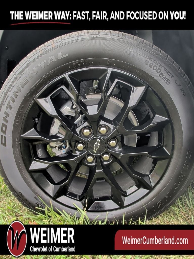 New 2026 Chevrolet Traverse LT - photo - 9