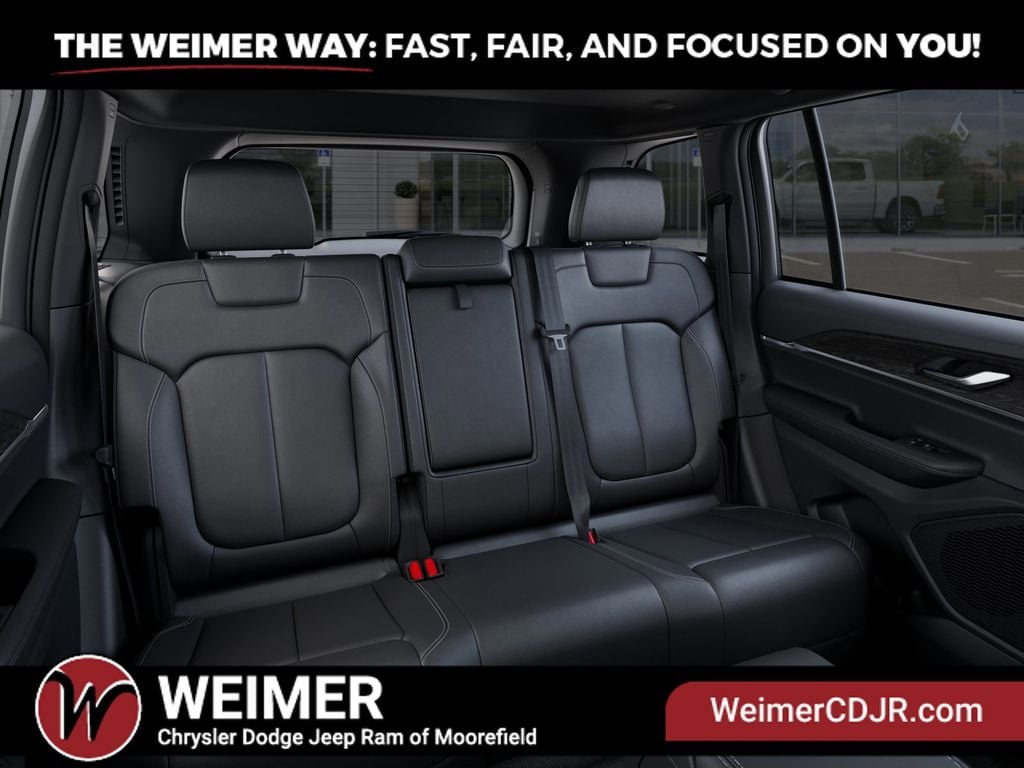 New 2025 Jeep Grand Cherokee Limited - photo - 14