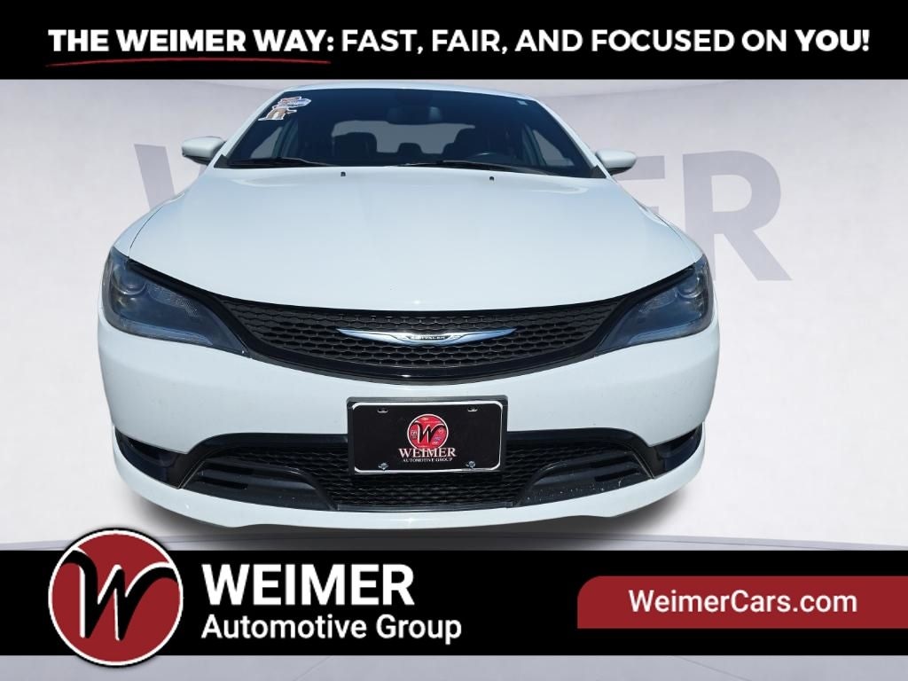 Pre-Owned 2015 Chrysler 200 S - photo - 1