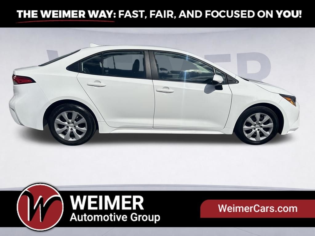 Pre-Owned 2023 Toyota Corolla LE - photo - 5
