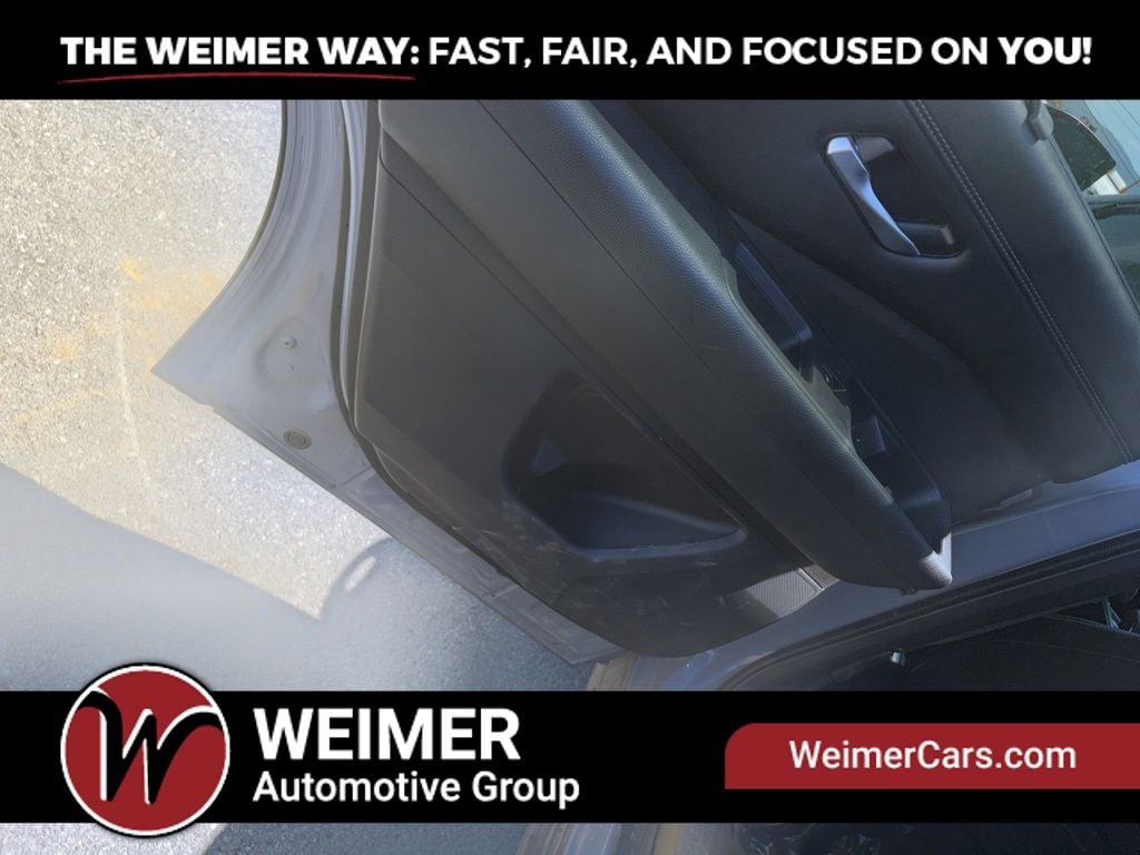 Pre-Owned 2025 Nissan Pathfinder Platinum - photo - 17