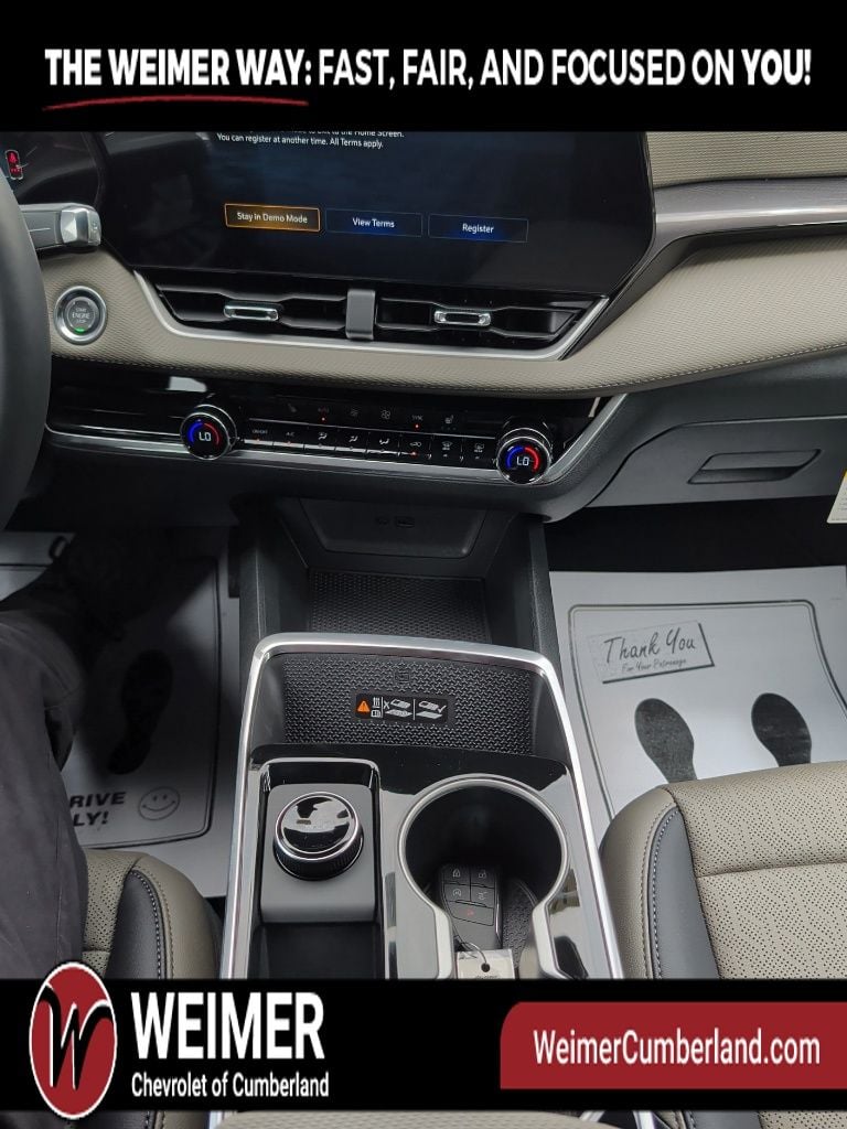 New 2027 Chevrolet Equinox LT - photo - 18