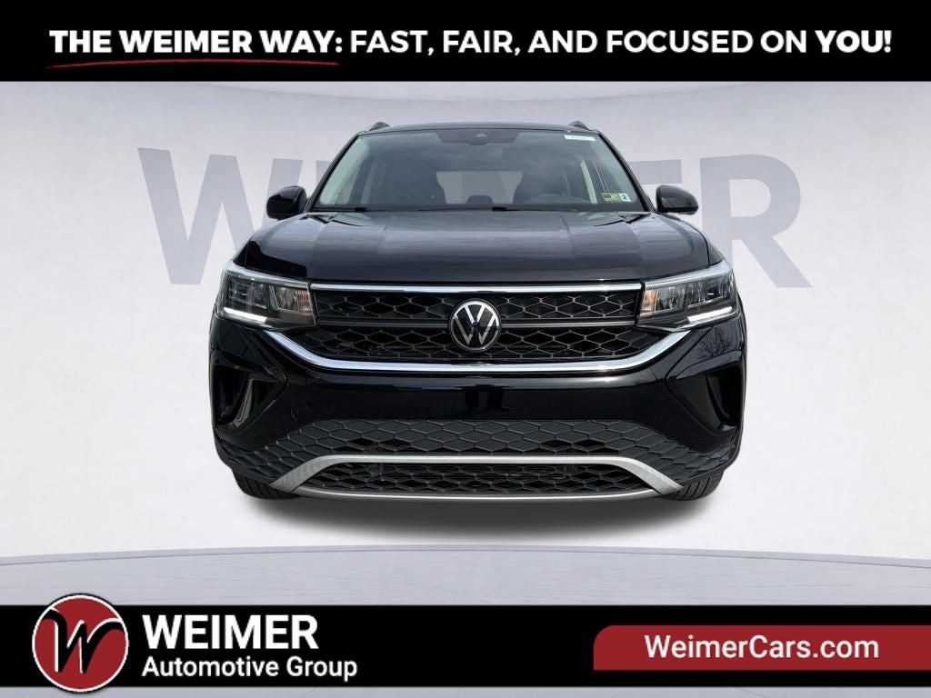 Pre-Owned 2024 Volkswagen Taos 1.5T SE - photo - 8