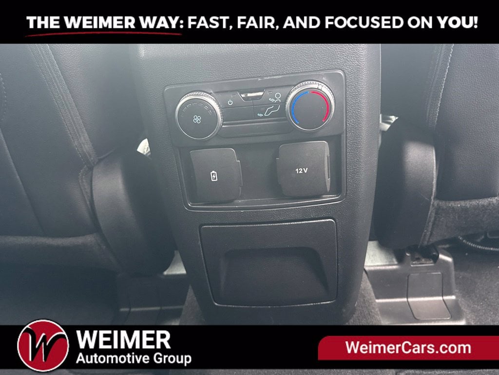 Pre-Owned 2022 Ford Explorer ST - photo - 23